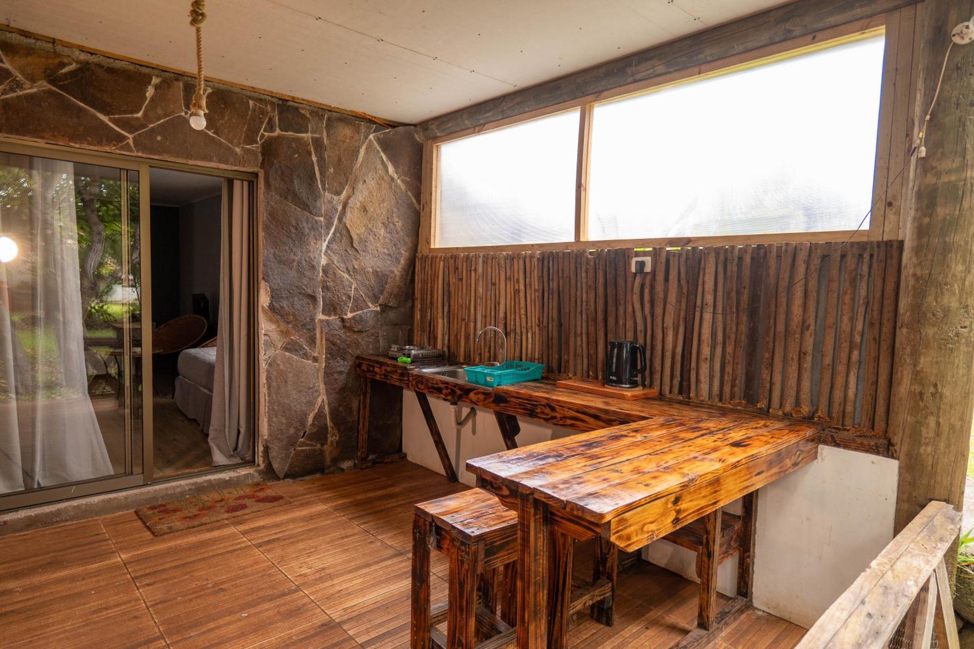 Hotel Uka Mana Hanga Roa Exteriér fotografie